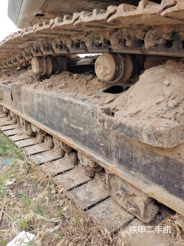 单侧履带整体（整机外观）