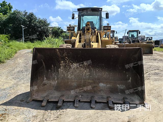 工作装置整体（整机外观及大件）