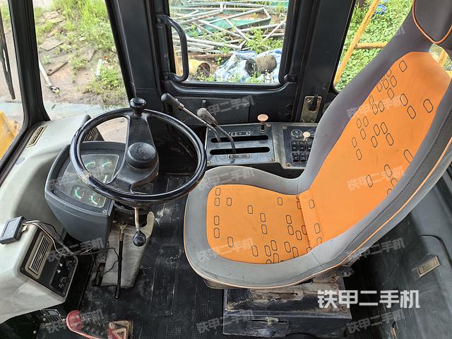 驾驶室工作台（整机外观及大件）