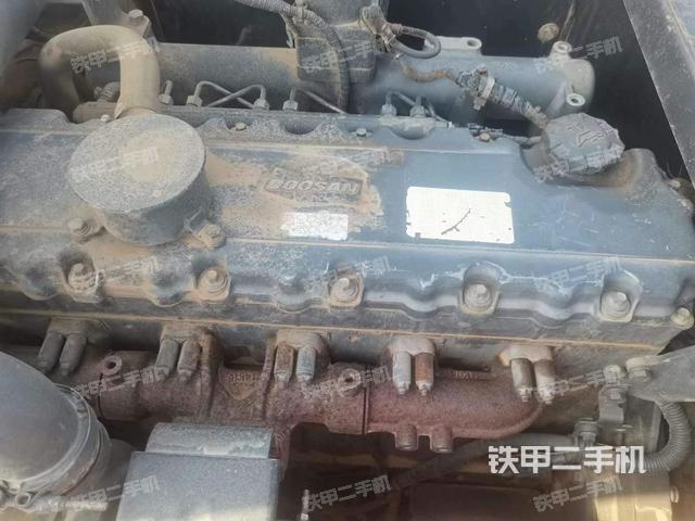 发动机整体俯视（整机外观）