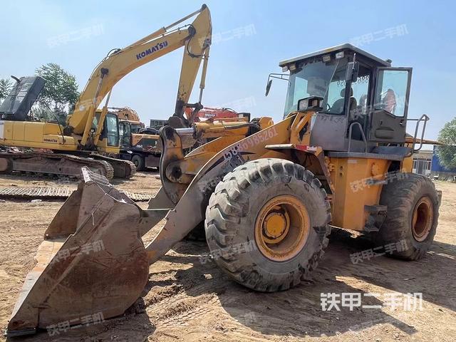 晋工JGM756装载机