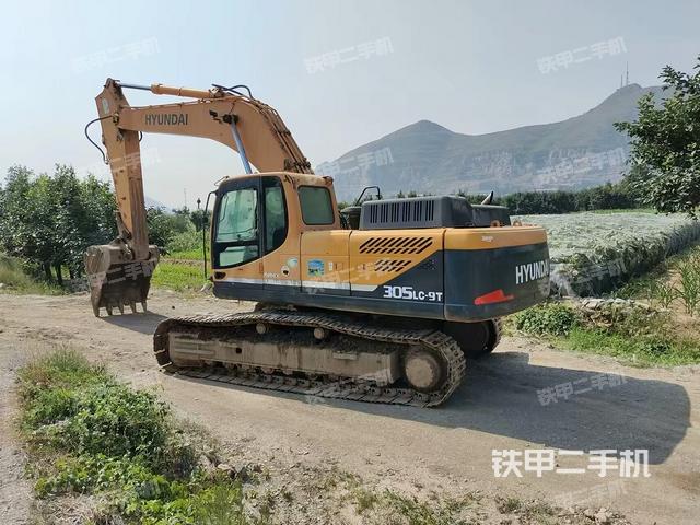 现代R305LC-9T挖掘机