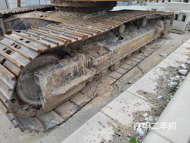 单侧履带整体（整机外观）