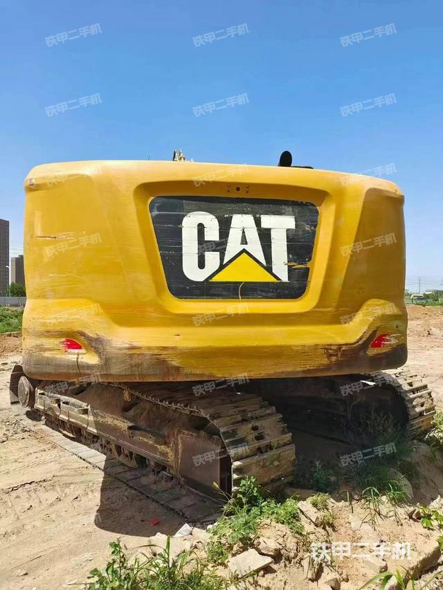 驾驶室顶部（整机外观）