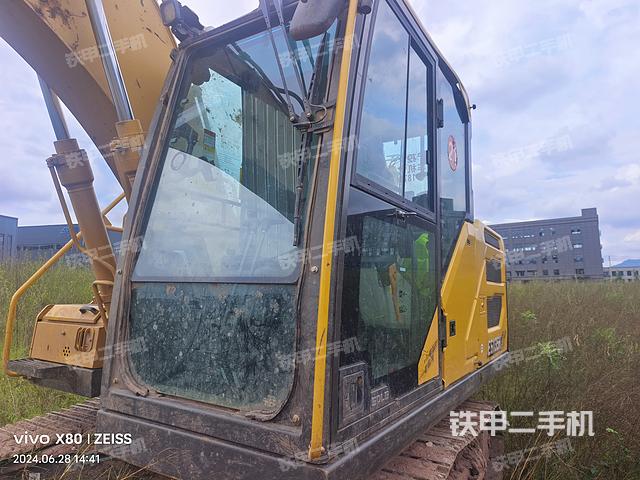 驾驶室整体（整机外观）