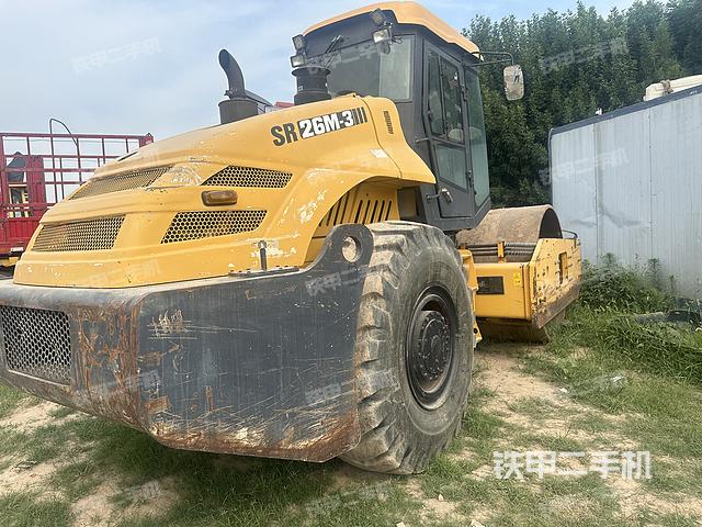 整机右后45°（设备外观及核心部件）