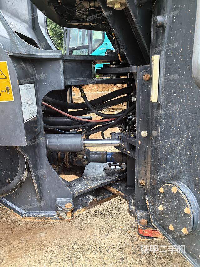 驾驶室操作台（整机外观及大件）