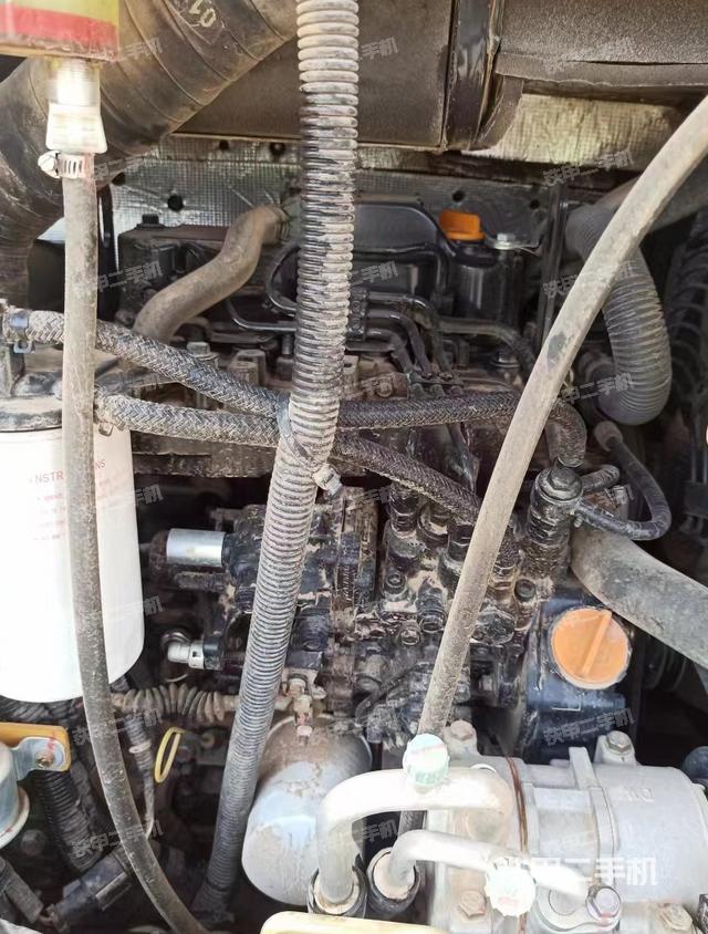 发动机整体俯视（整机外观）