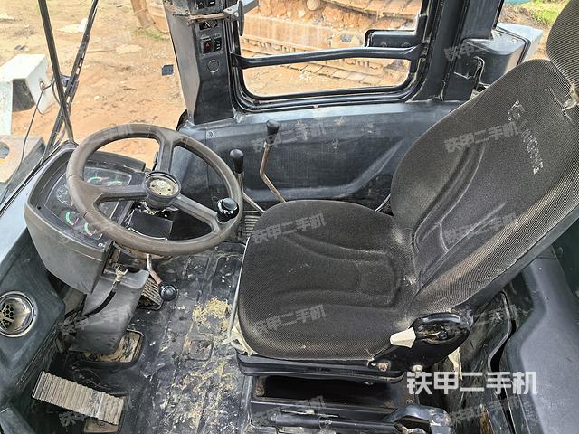 驾驶室工作台（整机外观及大件）