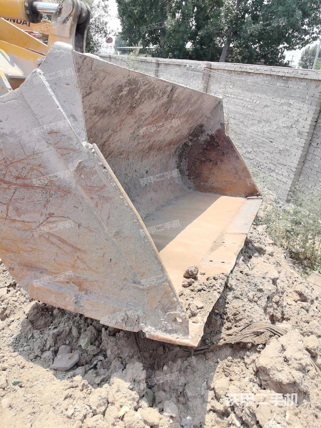 工作装置整体（整机外观及大件）