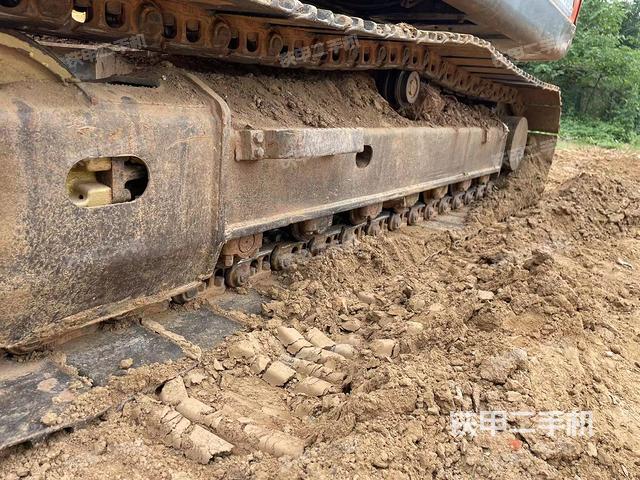 单侧履带整体（整机外观）