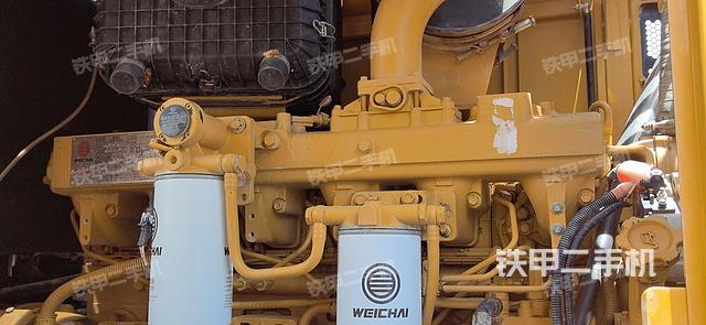 发动机左侧（整机外观及大件）