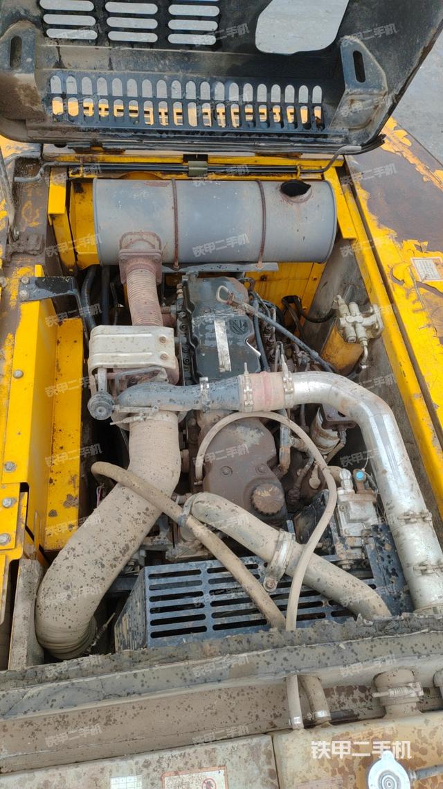 发动机整体俯视（整机外观）