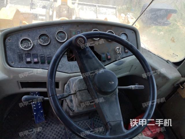 驾驶室操作台（整机外观及大件）