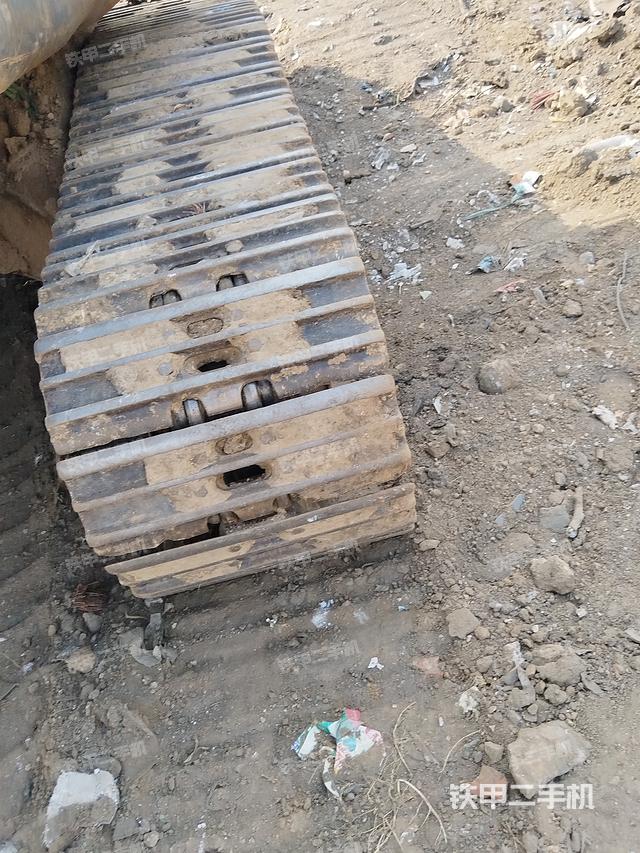 单侧履带整体（整机外观）