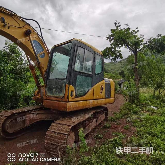 驾驶室整体（整机外观）