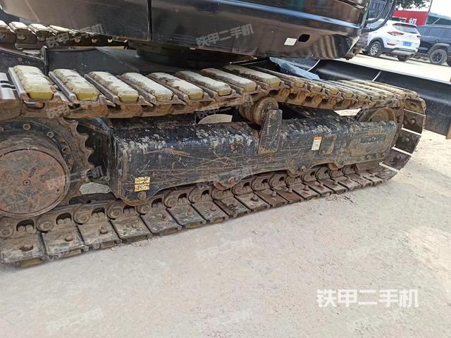 单侧履带整体（整机外观）