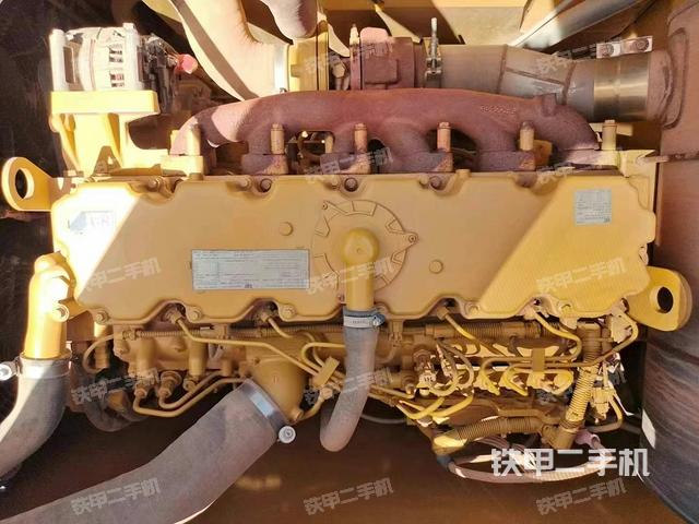 发动机整体俯视（整机外观）