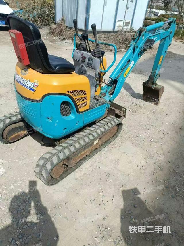 整机右后45°（整机外观）