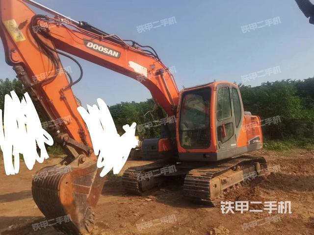 斗山DX150LC-9C挖掘机