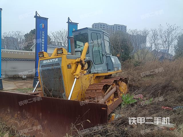 整机右后45°（设备外观及核心部件）