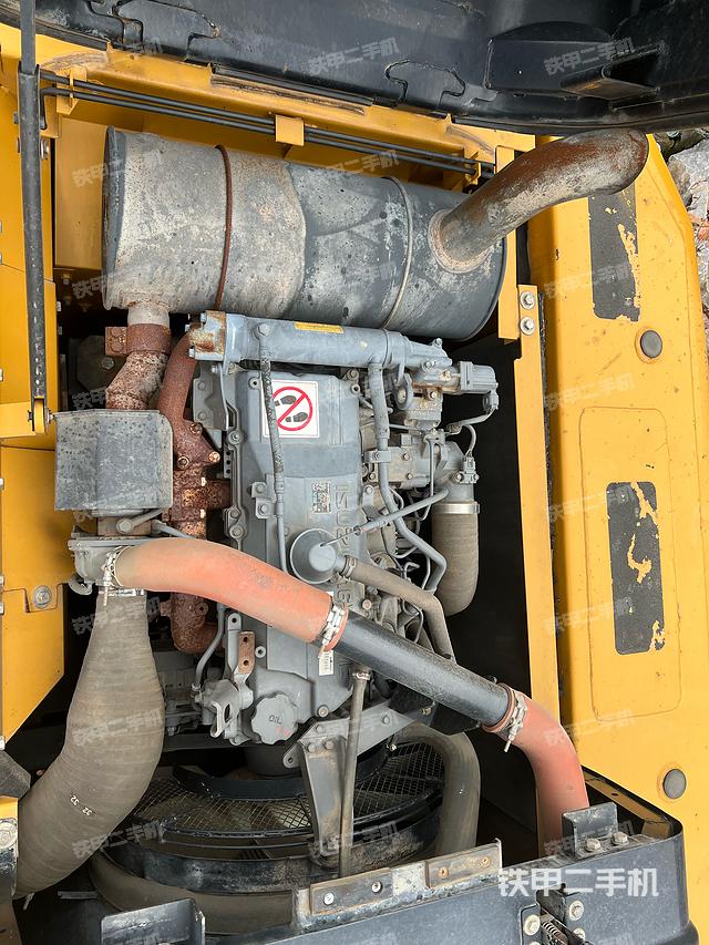 发动机整体俯视（整机外观）