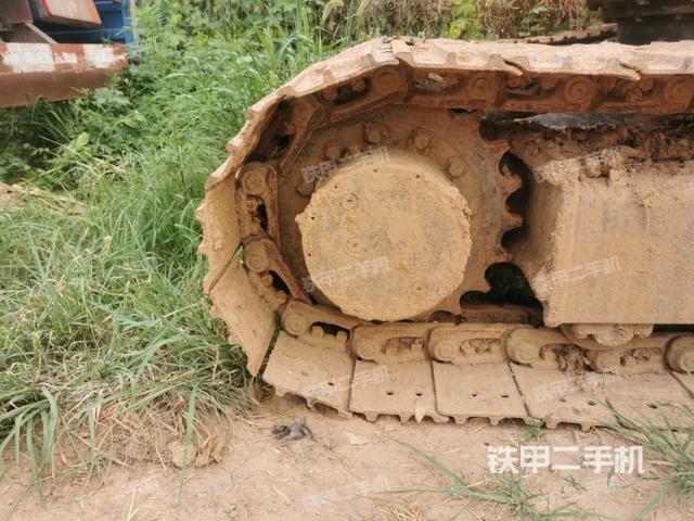 左驅(qū)動(dòng)輪（行走機(jī)構(gòu)）