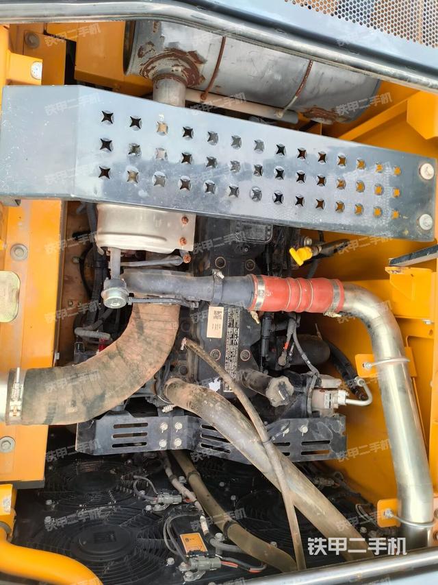 发动机整体俯视（整机外观）