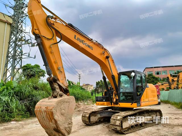 柳工CLG920F挖掘机
