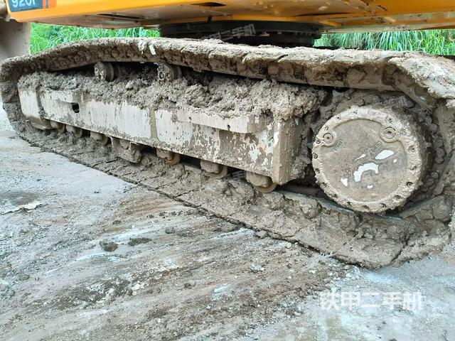 单侧履带整体（整机外观）