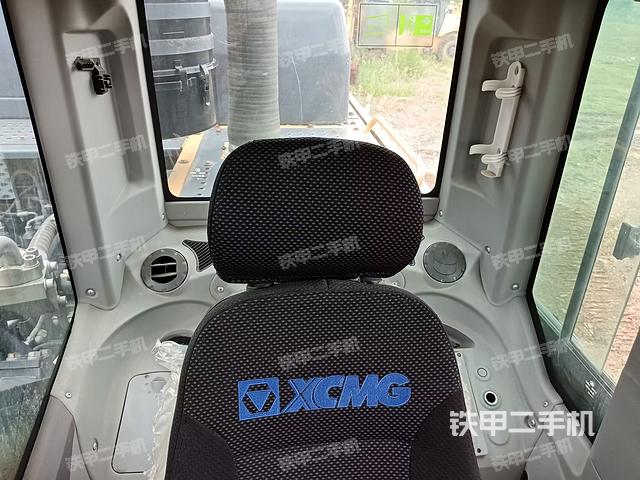 驾驶室整体（整机外观）