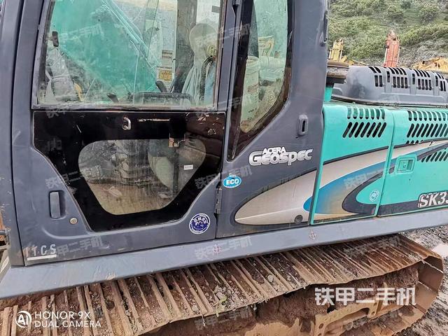 驾驶室整体（整机外观）