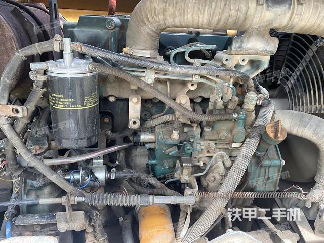 发动机整体俯视（整机外观）