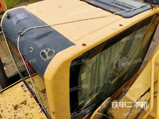 駕駛室頂部俯視（上車部件）