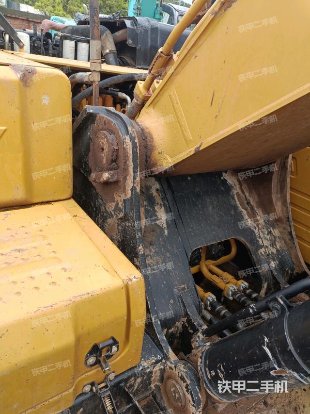 大臂根部?斜視（工作和回轉(zhuǎn)裝置）