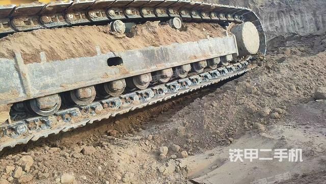 单侧履带整体（整机外观）