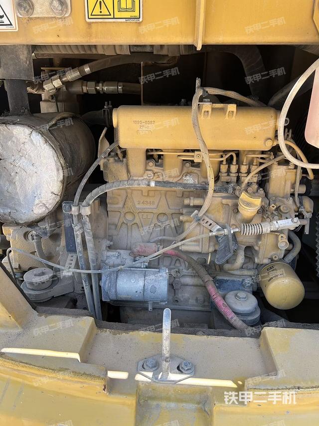 發(fā)動(dòng)機(jī)整體俯視（整機(jī)外觀）