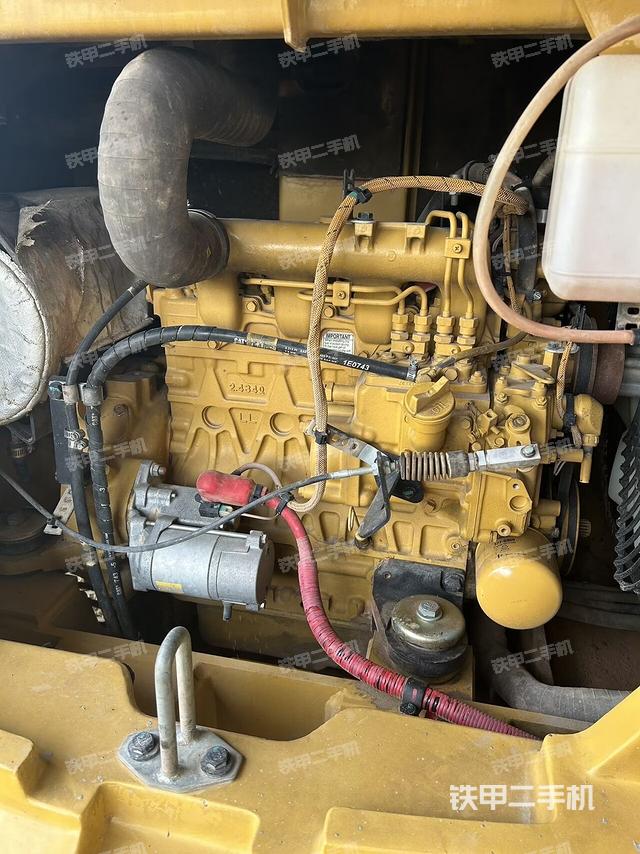 发动机整体俯视（整机外观）