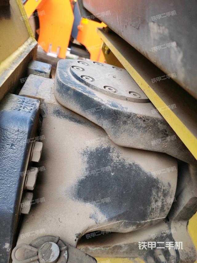 橋\驅(qū)動(dòng)（壓路機(jī)前后車架）