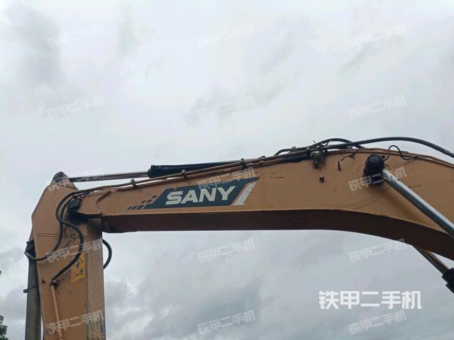 大臂整體?右側(cè)（工作和回轉(zhuǎn)裝置）