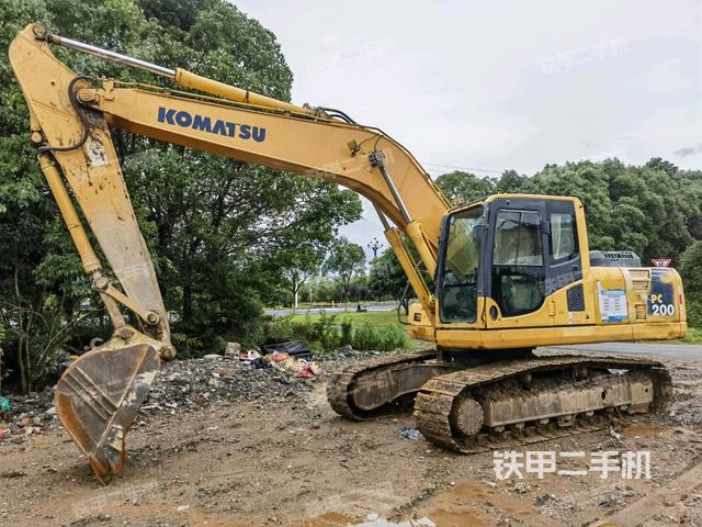 小松PC200-8挖掘機(jī)