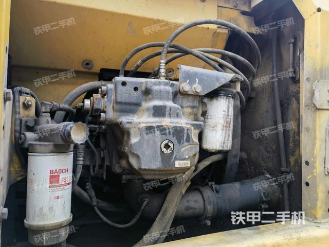 液壓泵斜45?左（大件艙室）