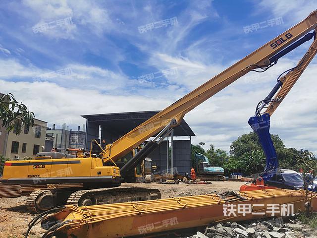 整機左側(cè)（設(shè)備外觀及核心部件）