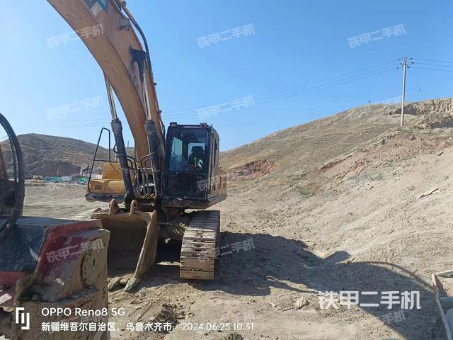 驾驶室顶部（整机外观）