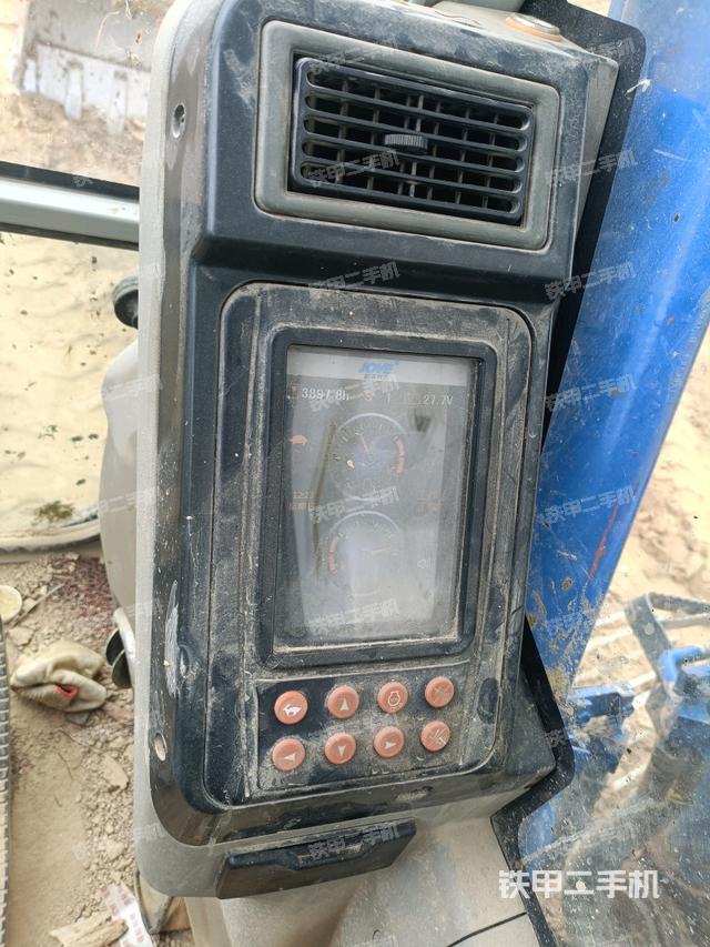 显示屏 （驾驶室部分）