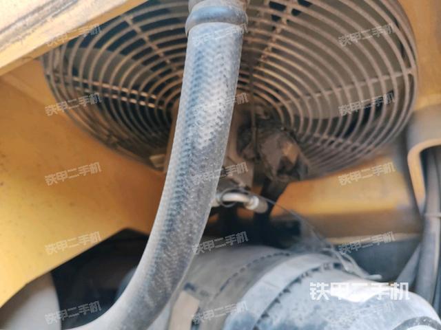 風扇及皮帶（壓路機發(fā)動機艙）