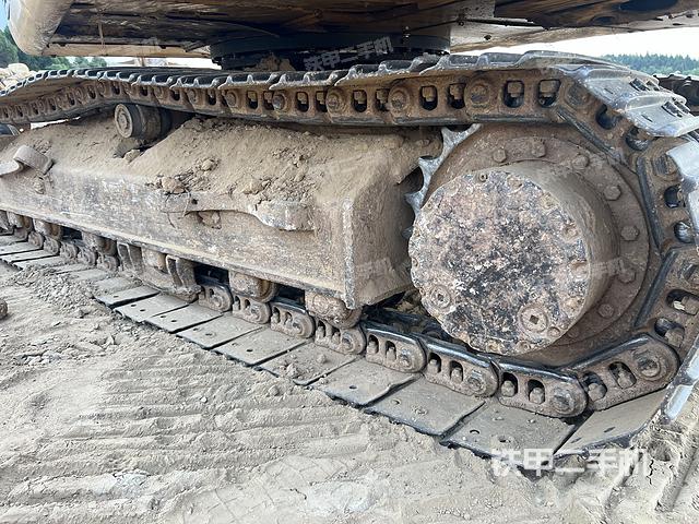 单侧履带整体（整机外观）