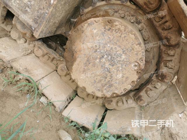 右驅(qū)動(dòng)輪（行走機(jī)構(gòu)）