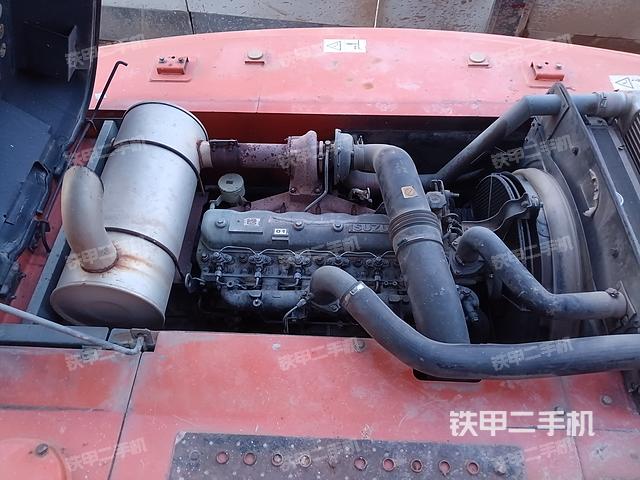 发动机整体俯视（整机外观）