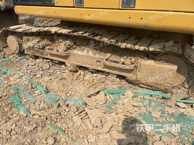 单侧履带整体（整机外观）